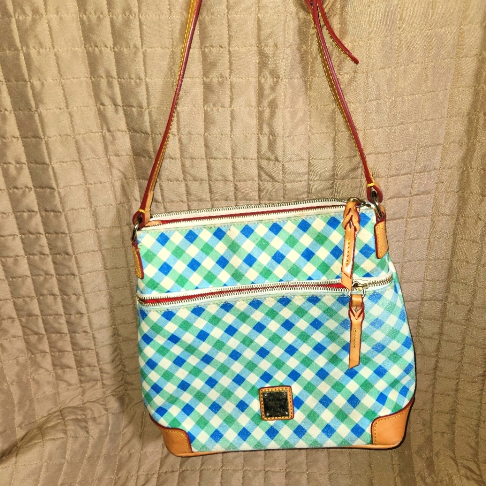 Vintage dooney and burke crossbody